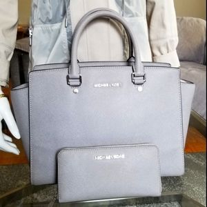 💥Gorgeous MK Saffiano Leather Purse and Wallet